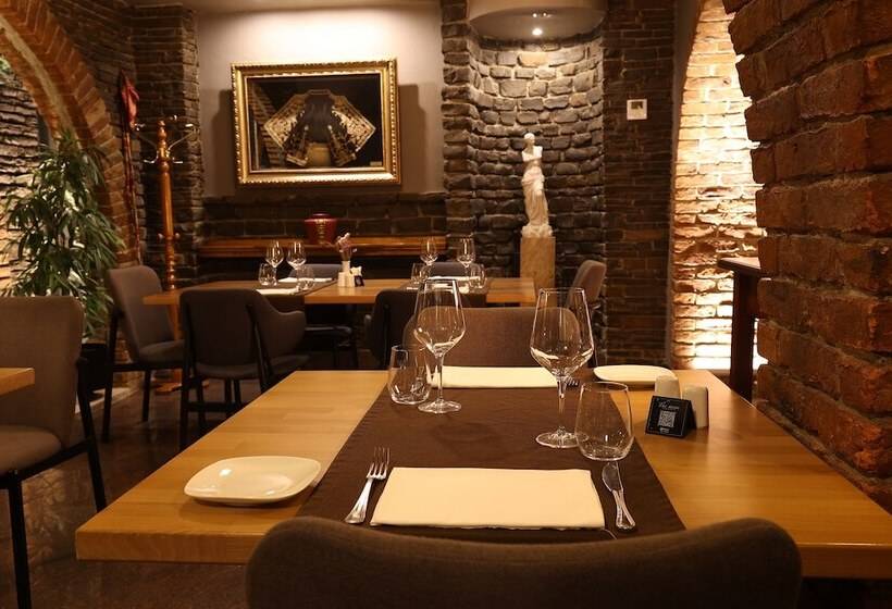 בית מלון כפרי Mondial