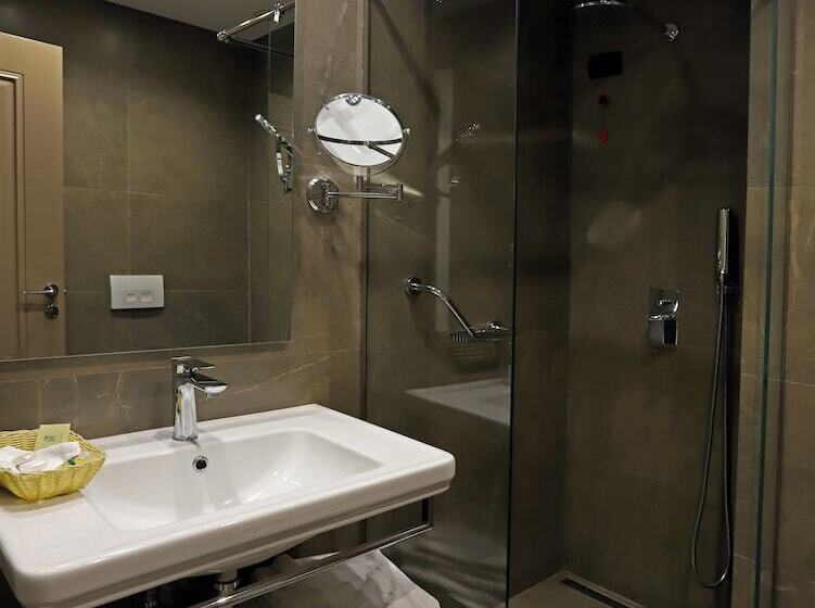 בית מלון כפרי Mondial