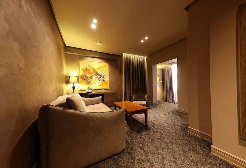 בית מלון כפרי Mondial