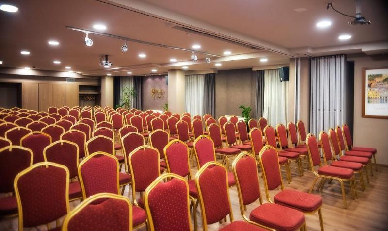 בית מלון כפרי Mondial