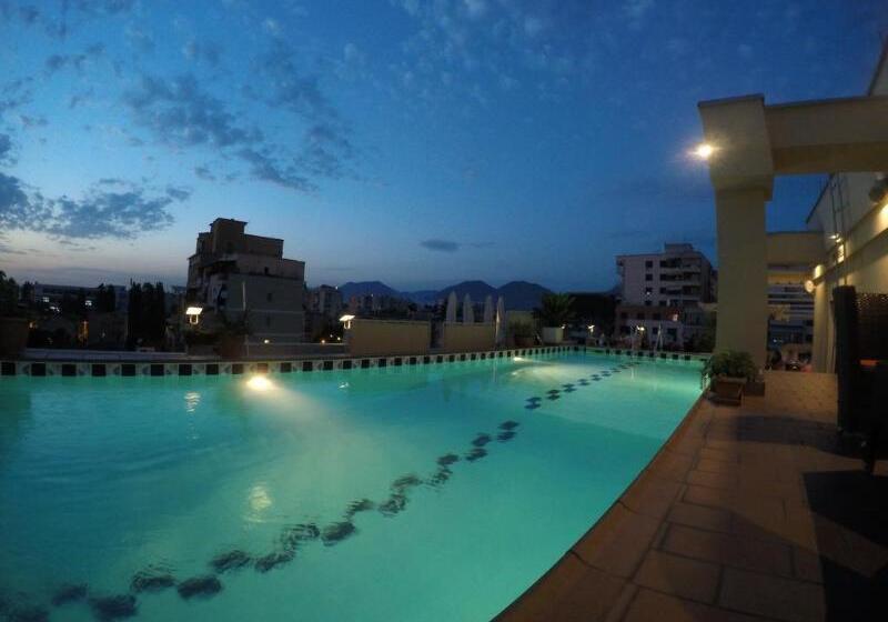 בית מלון כפרי Mondial