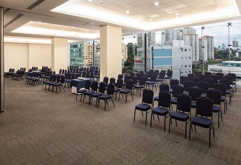 هتل NH Collection Mexico City Santa Fe