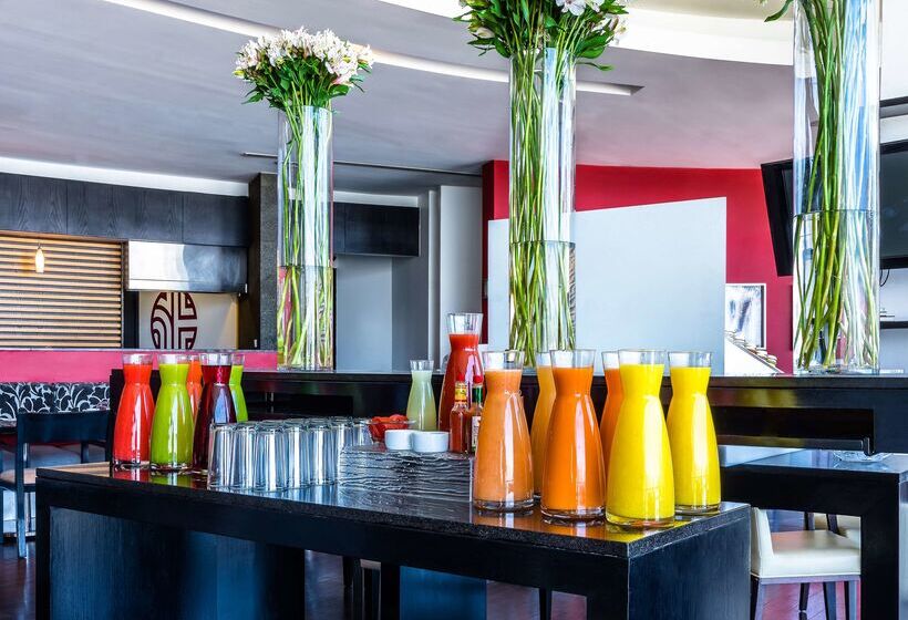 هتل NH Collection Mexico City Santa Fe