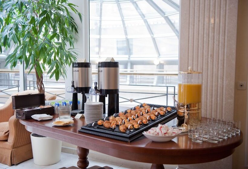 Opera Hotel   The Leading Hotels Of The World