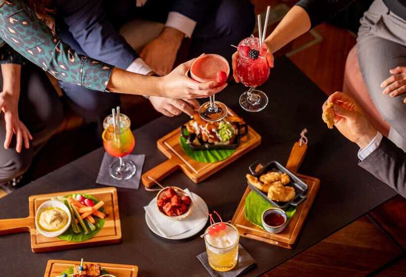 Отель Park Plaza County Hall London