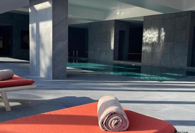 בית מלון כפרי Paxton Paris Mlv