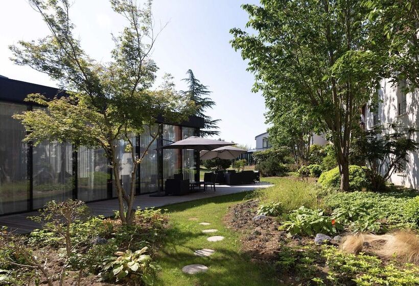 בית מלון כפרי Paxton Paris Mlv