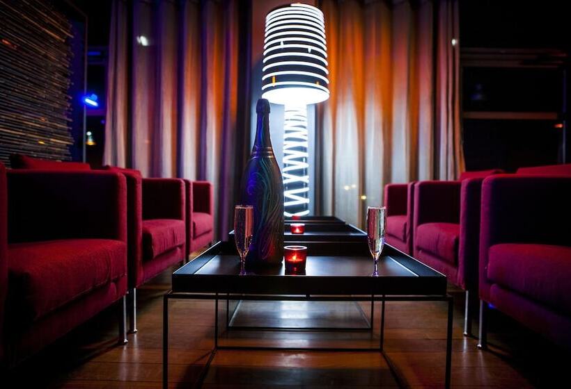 בית מלון כפרי Paxton Paris Mlv