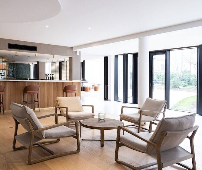 בית מלון כפרי Paxton Paris Mlv