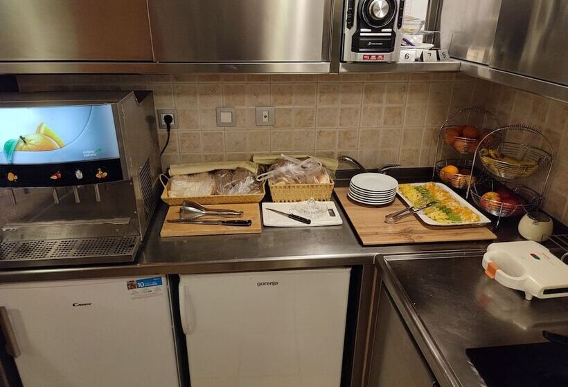 هتل Penzion Kovac