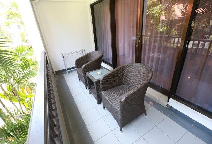 בית מלון כפרי Prime Plaza Suites Sanur – Bali