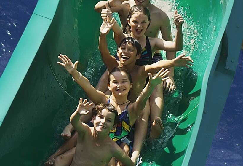 בית מלון כפרי Prime Plaza Suites Sanur – Bali