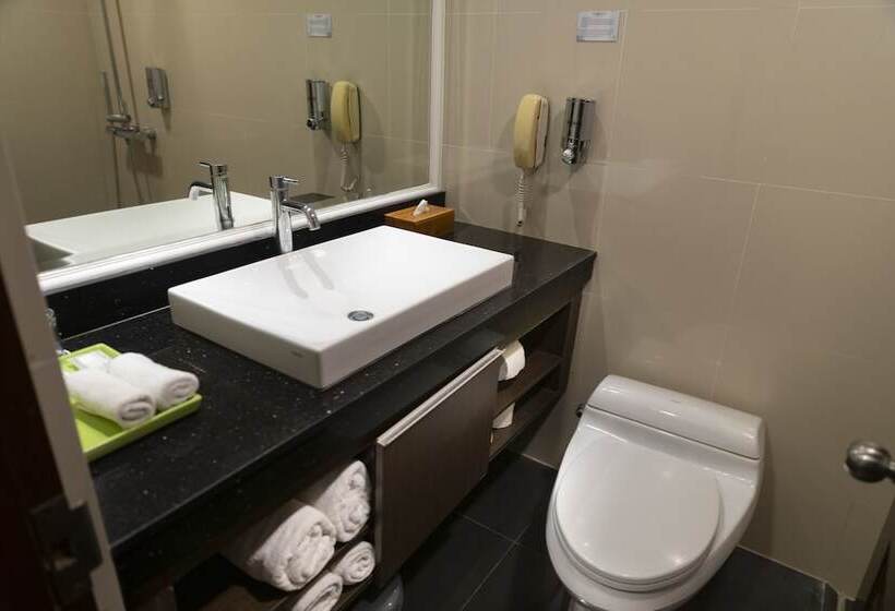 בית מלון כפרי Prime Plaza Suites Sanur – Bali