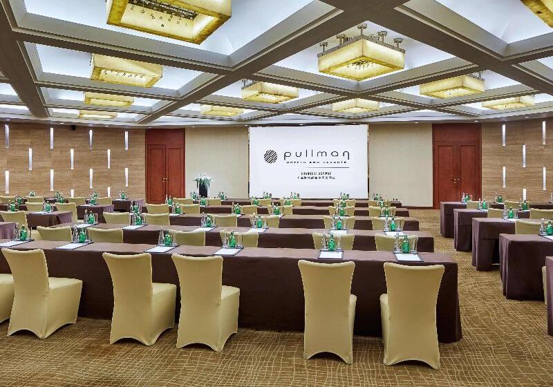 Hotel Pullman Shanghai Central