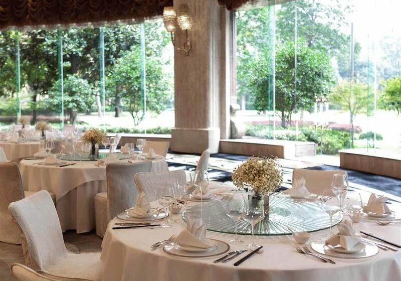 Hotel Pullman Shanghai Central