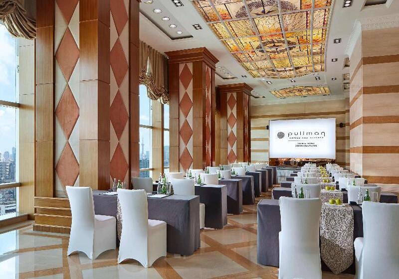 Hotel Pullman Shanghai Central