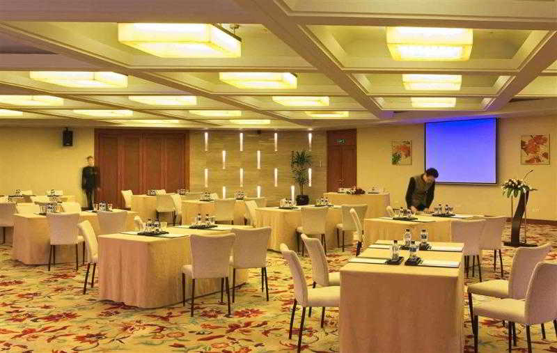 Hotel Pullman Shanghai Central