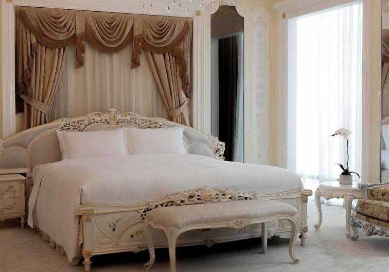 Hotel Pullman Shanghai Central