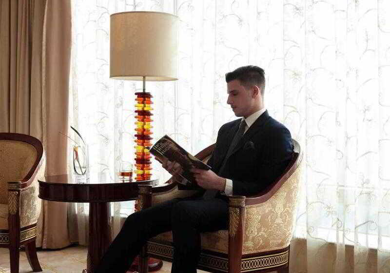 Hotel Pullman Shanghai Central