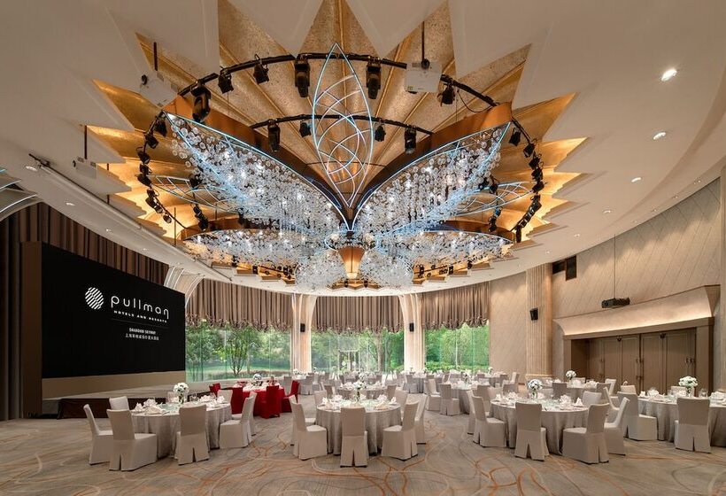 Hotel Pullman Shanghai Central