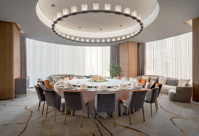 Hotel Pullman Shanghai Central