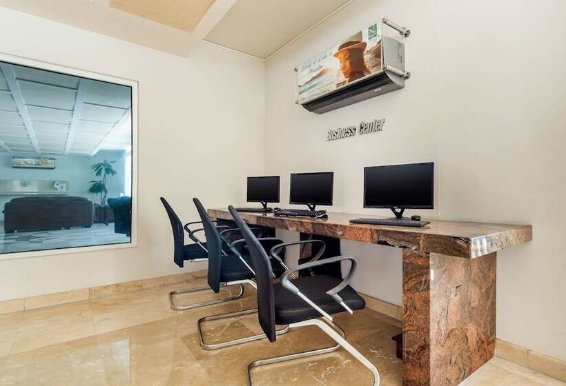 فندق Quality Inn Mazatlan