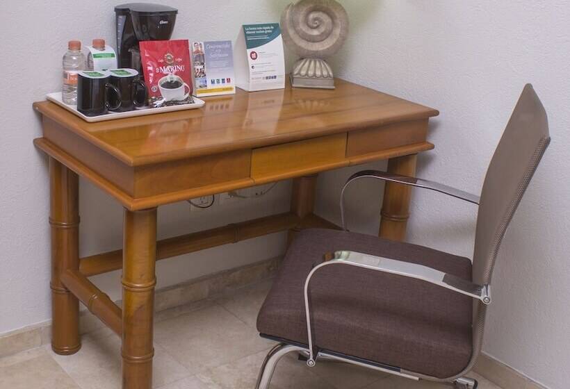 酒店 Quality Inn Mazatlan