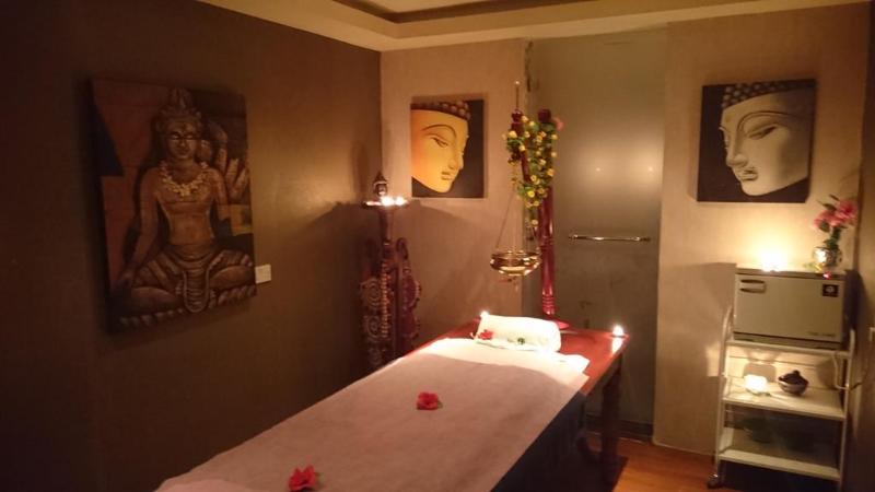 Отель Regal Plaza