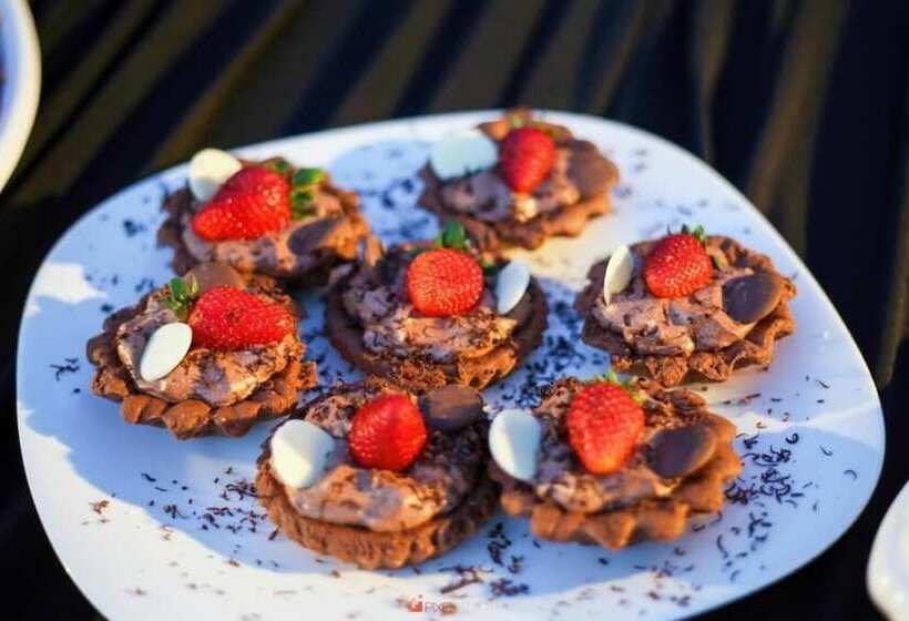 בית מלון כפרי Regina Garden Vlore