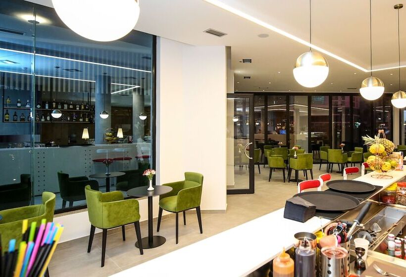 בית מלון כפרי Regina Garden Vlore