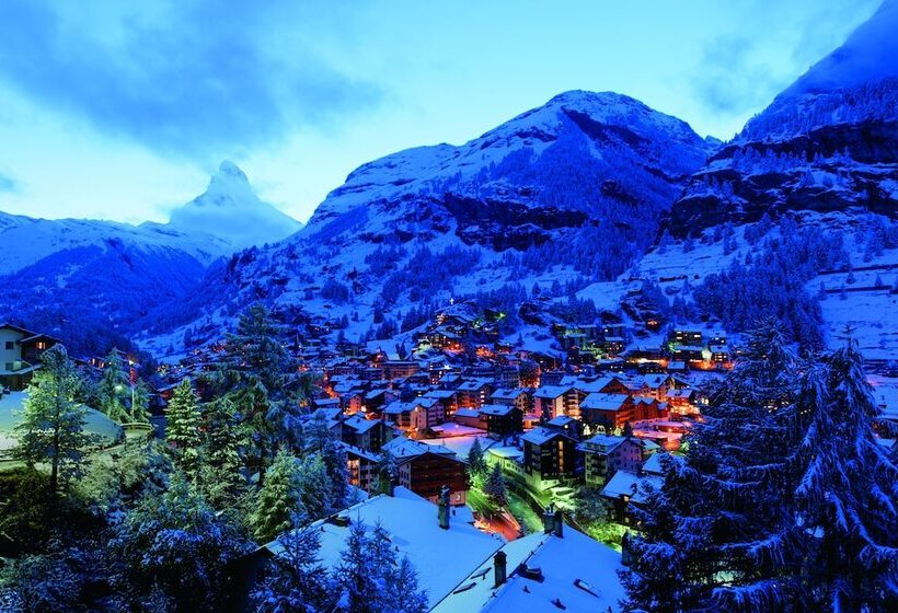 هتل Relais & Chateaux Schonegg