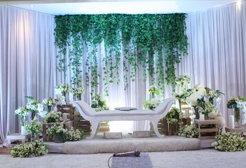 בית מלון כפרי Sabah Oriental