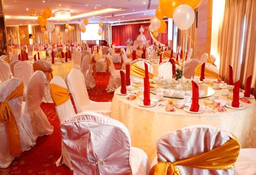 בית מלון כפרי Sabah Oriental