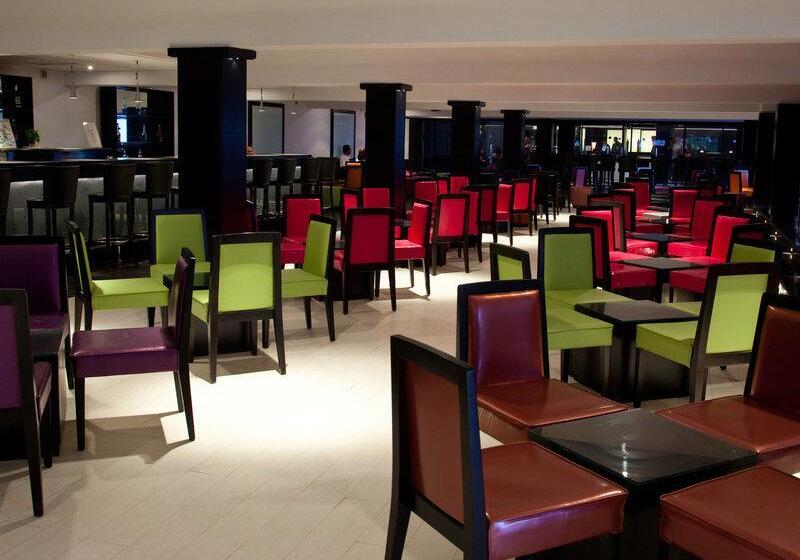 Отель Samira Club   Caters To Couples