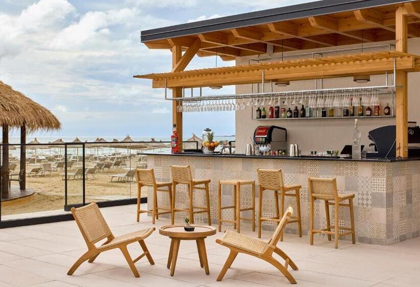 בית מלון כפרי Sol Tropikal Durres