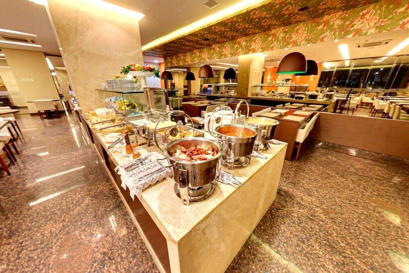 Отель Amazon Taiamã