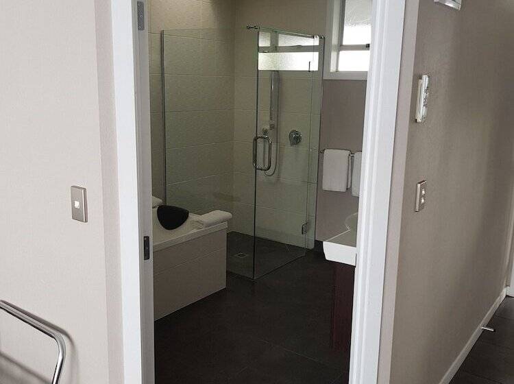 בית מלון כפרי The Avenue