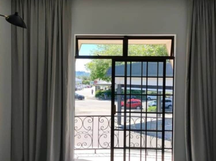 בית מלון כפרי The Avenue