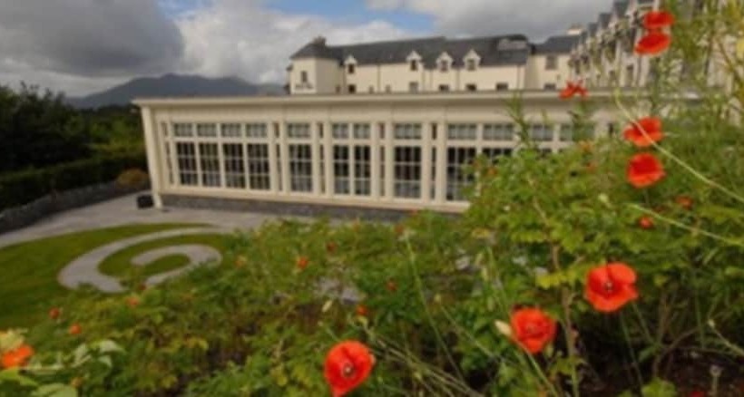 ホテル Killarney Heights