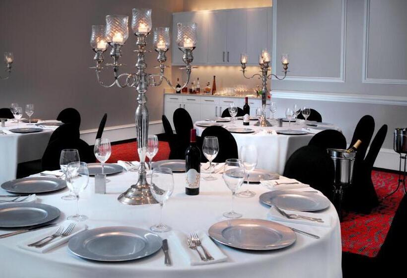 فندق Inn On Fifth