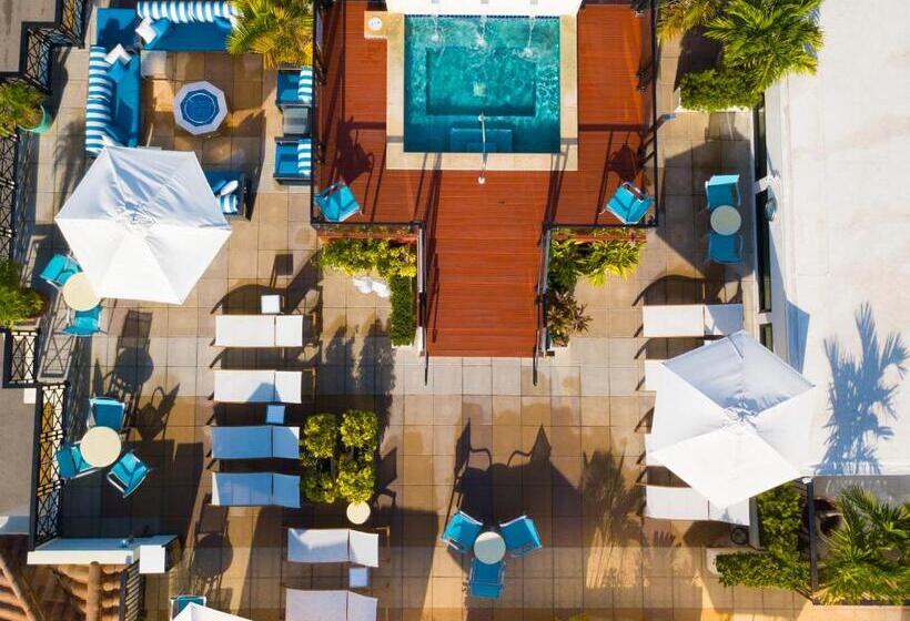 فندق Inn On Fifth