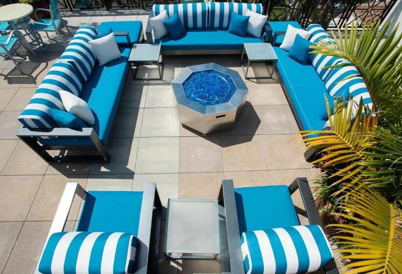 فندق Inn On Fifth