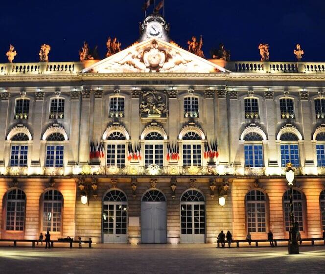 هتل Foch Nancy Gare