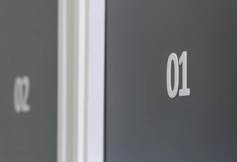 هتل Foch Nancy Gare