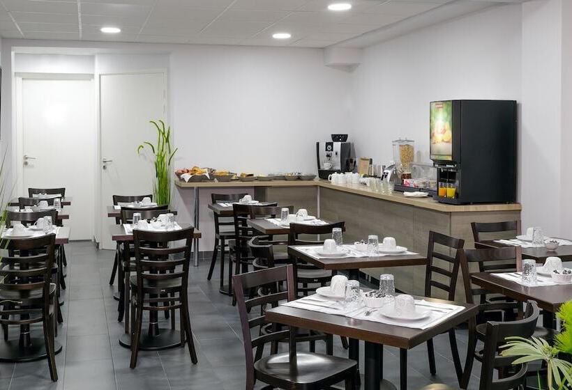 هتل Foch Nancy Gare