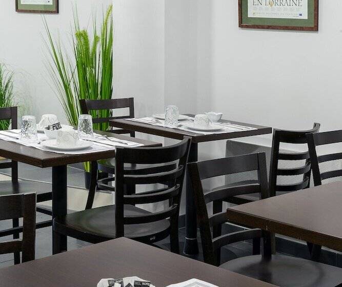 هتل Foch Nancy Gare