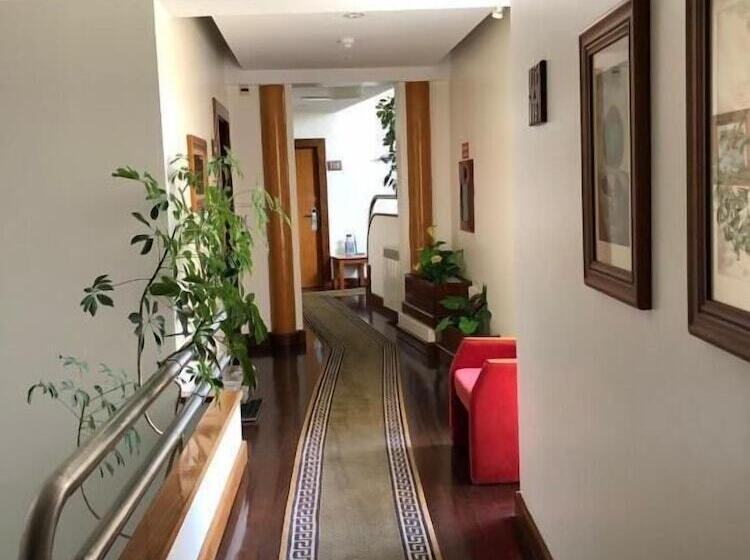 בית מלון כפרי Ulveira