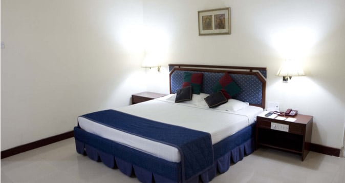 ホテル Usha Bundela