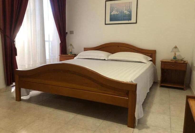 בית מלון כפרי Villa Pepeto Durres Albania