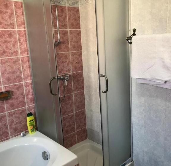 בית מלון כפרי Villa Pepeto Durres Albania